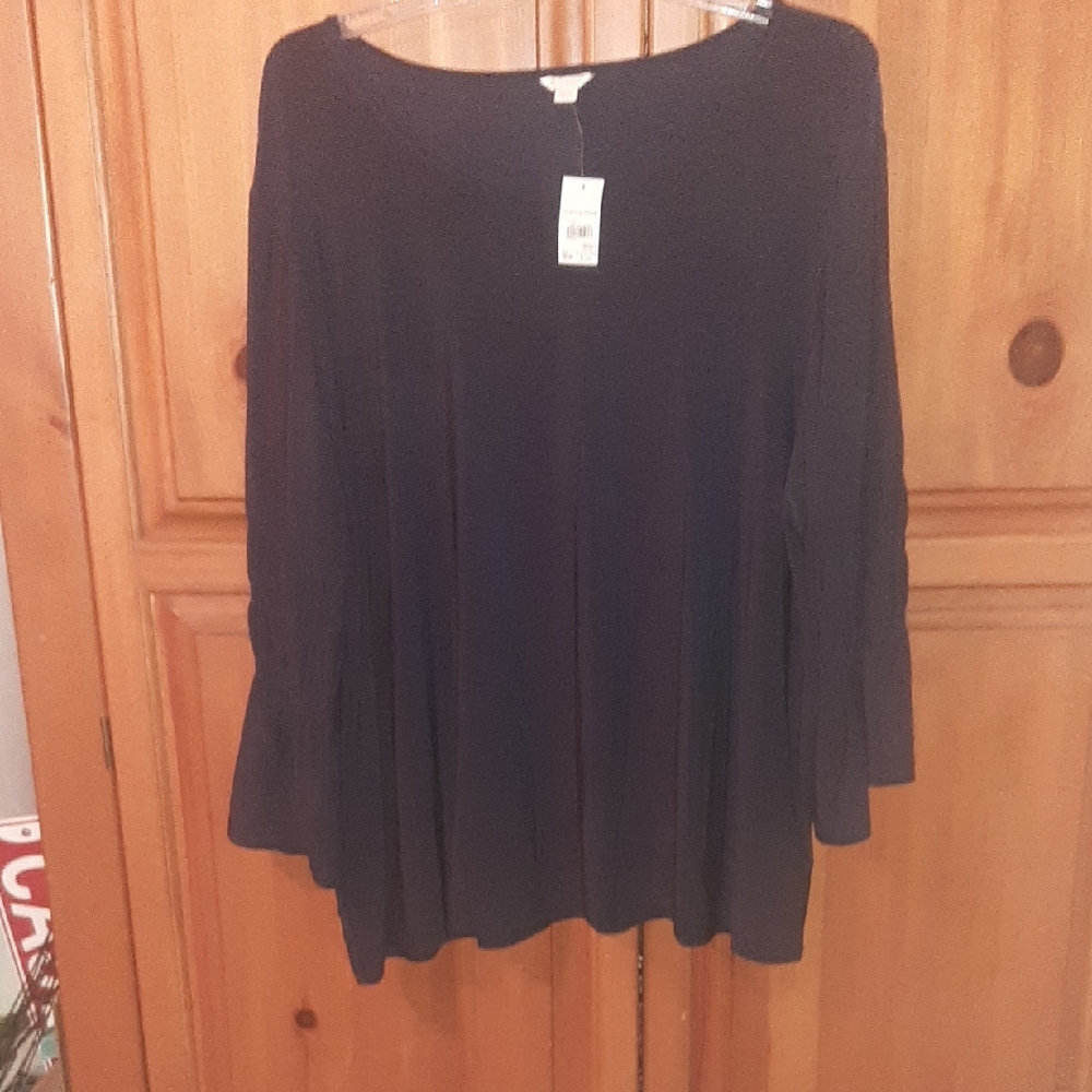 Relaxed Black Bell-Sleeve Blouse